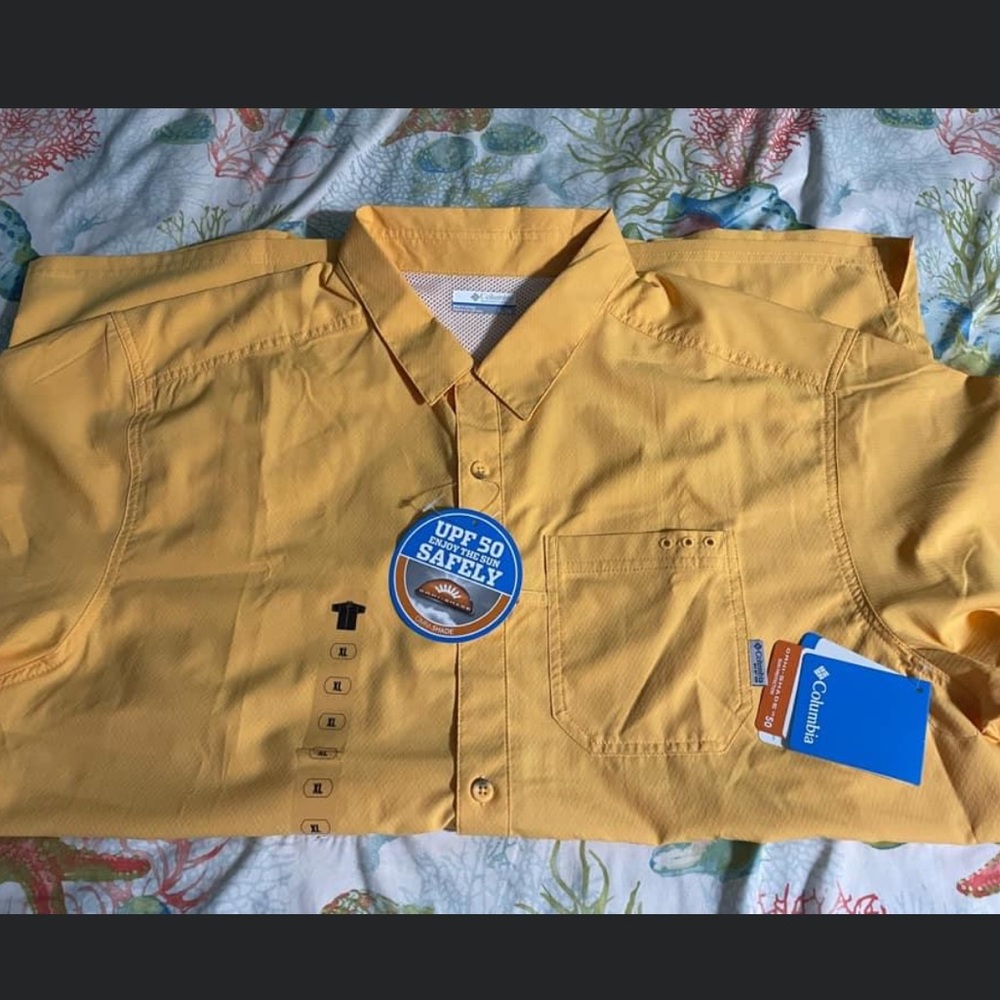 Columbia Omni-shade Short-sleeved button down